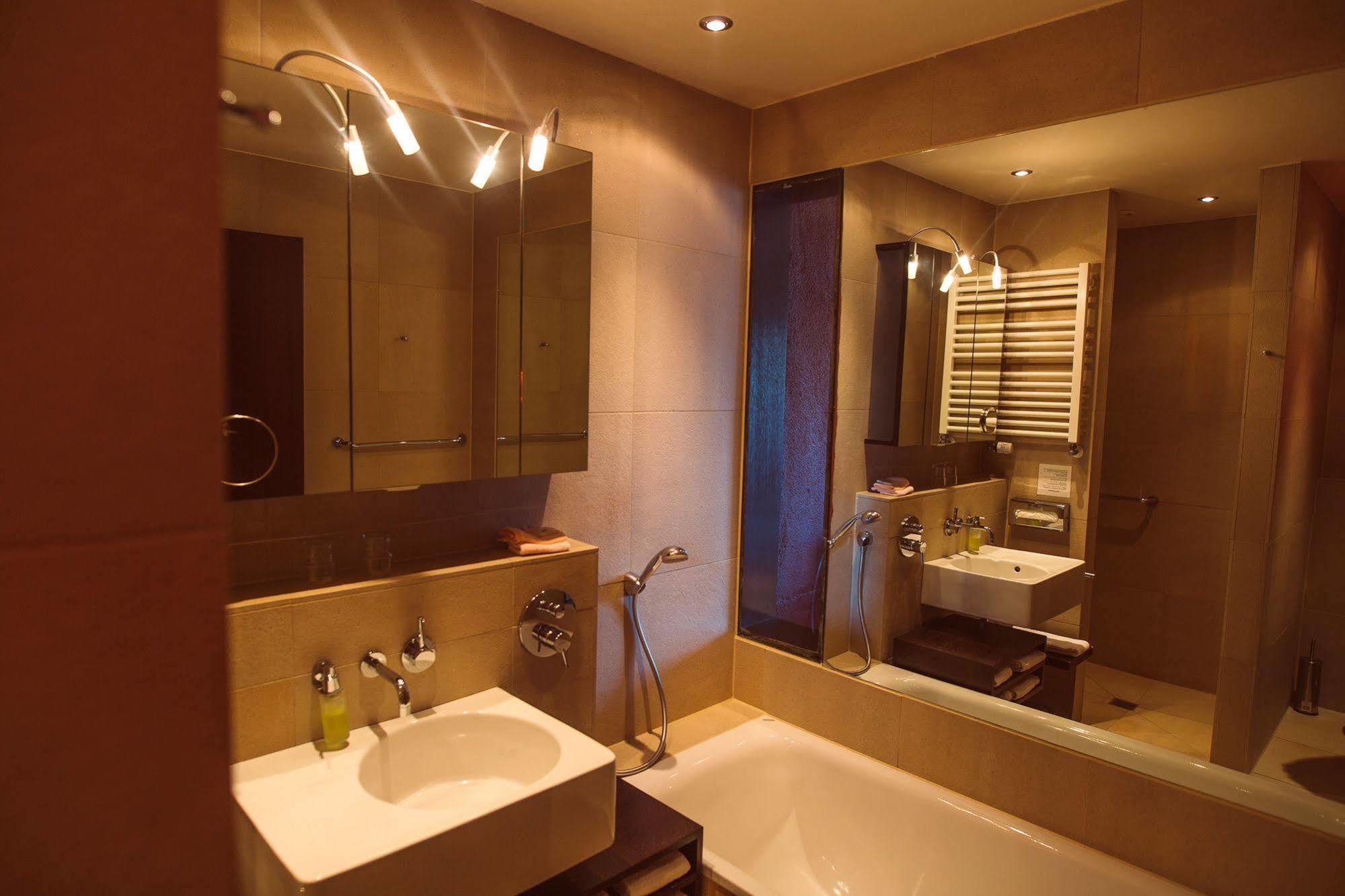 Lindenhof Hotel Tepe 다머 외부 사진