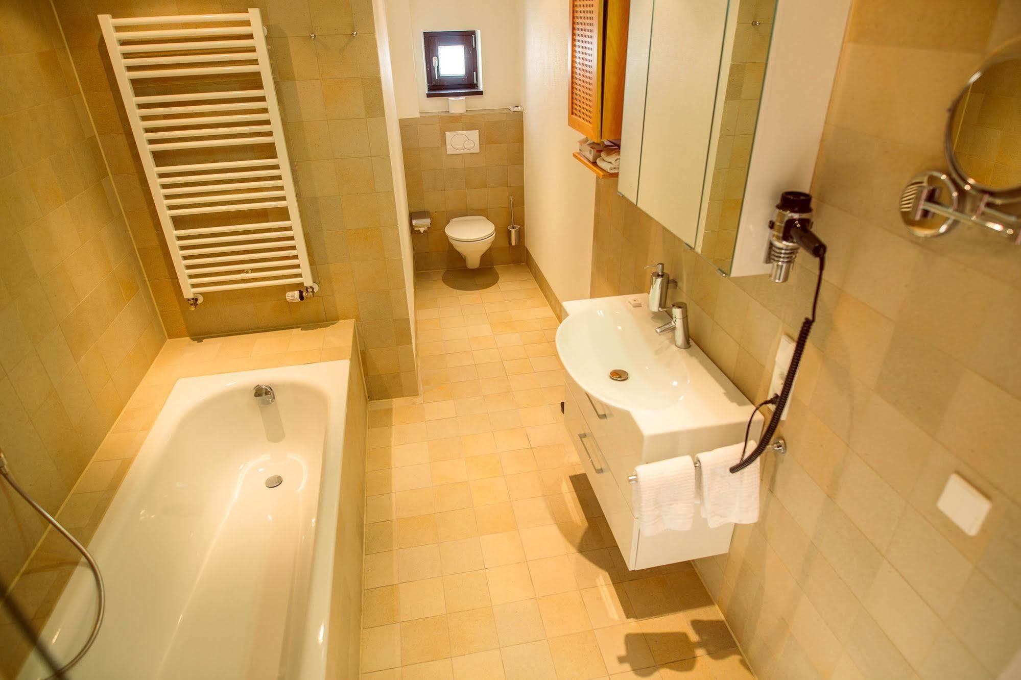 Lindenhof Hotel Tepe 다머 외부 사진
