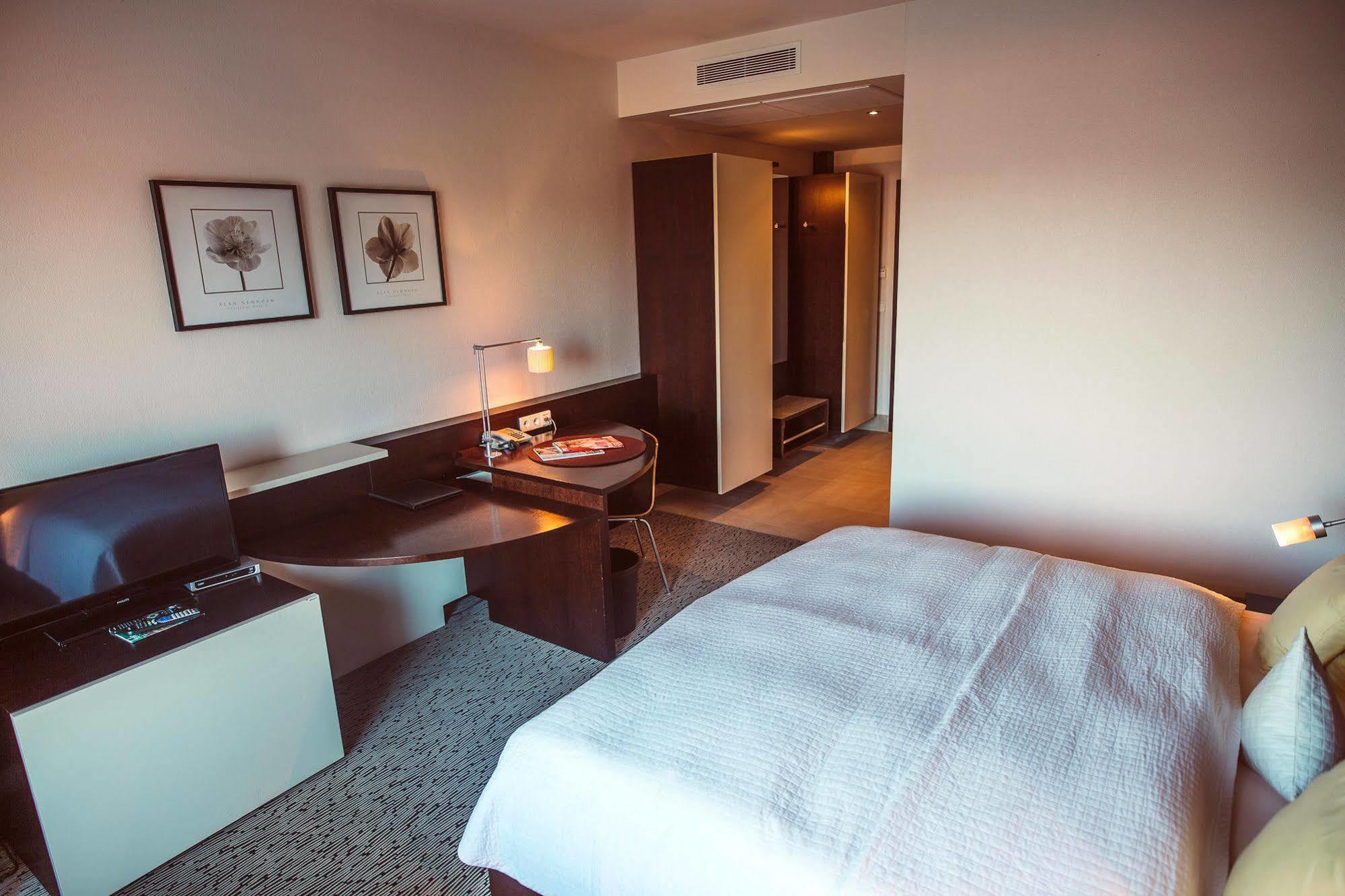 Lindenhof Hotel Tepe 다머 외부 사진
