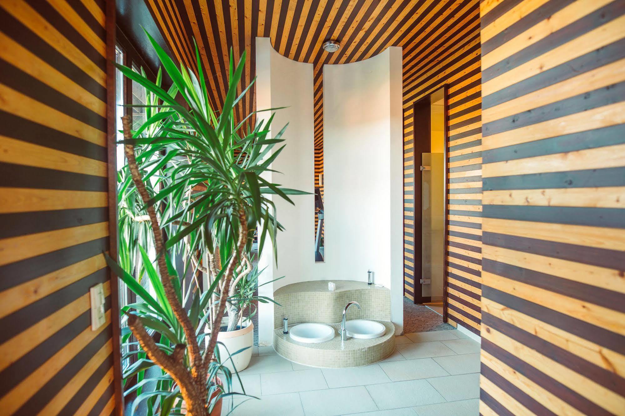 Lindenhof Hotel Tepe 다머 외부 사진